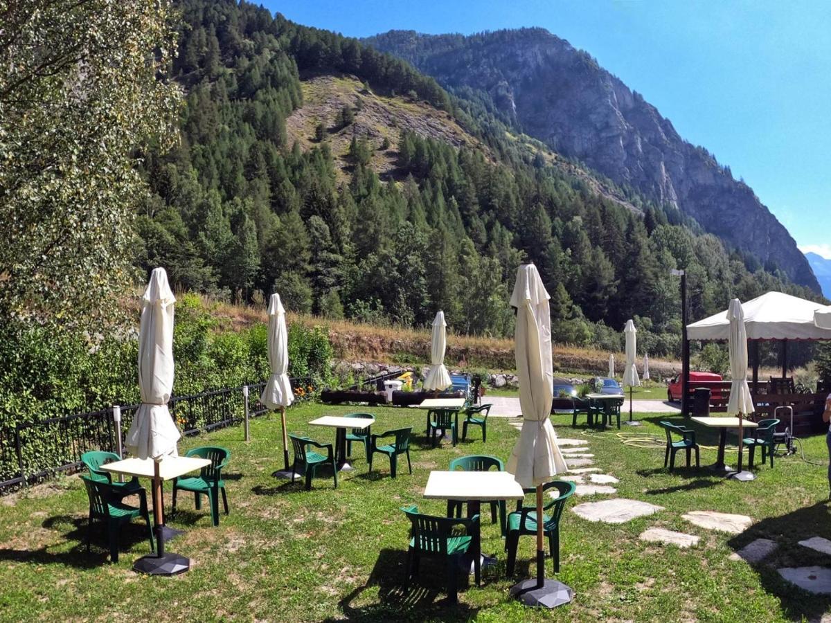 Hotel Aigle Courmayeur Luaran gambar