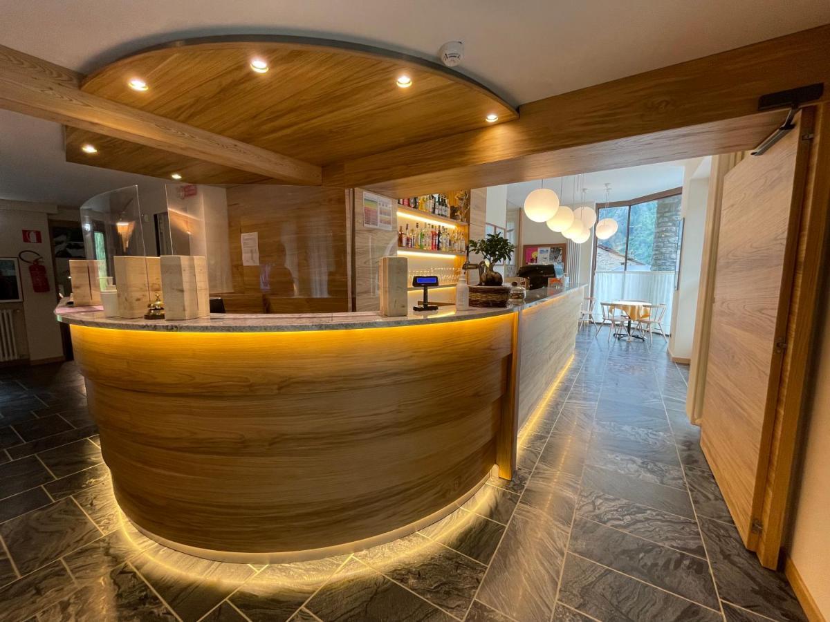 Hotel Aigle Courmayeur Luaran gambar